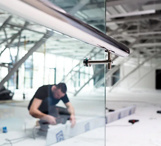 Vero Beach South, FL highly skilled glass repair technicians
