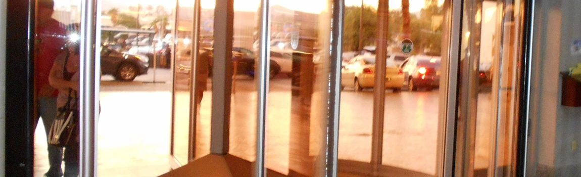 Storefront Glass Repair Cost in Vero Beach South, FL